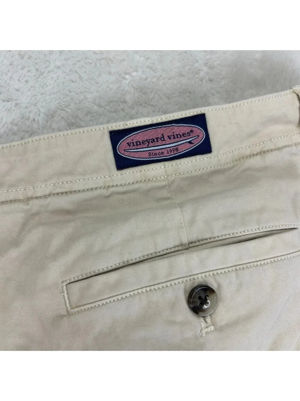 Vineyard Vines Island Chino Shorts Mens 42 Beige Stretch Flat Front Slash Pocket